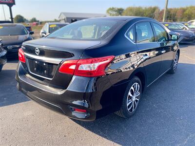 2018 Nissan Sentra S   - Photo 8 - Schoolcraft, MI 49087