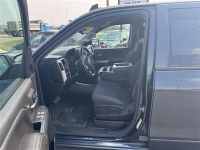 2019 Chevrolet Silverado 1500 LD LT   - Photo 7 - Schoolcraft, MI 49087