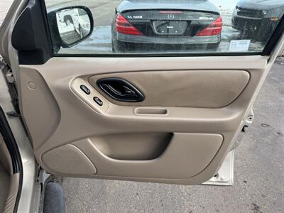 2001 Ford Escape XLT   - Photo 24 - Schoolcraft, MI 49087