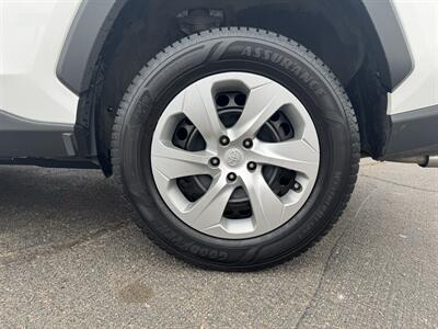 2022 Toyota RAV4 LE   - Photo 24 - Schoolcraft, MI 49087