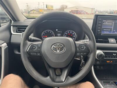 2022 Toyota RAV4 LE   - Photo 10 - Schoolcraft, MI 49087
