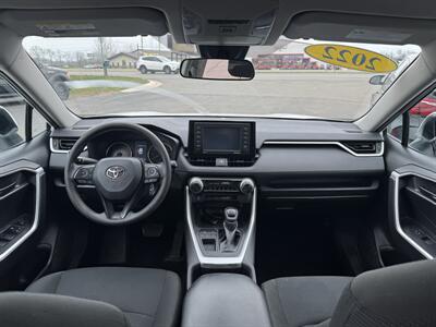 2022 Toyota RAV4 LE   - Photo 16 - Schoolcraft, MI 49087
