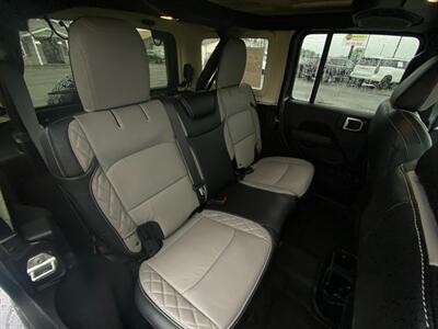 2021 Jeep Wrangler Unlimited Sahara   - Photo 15 - Schoolcraft, MI 49087