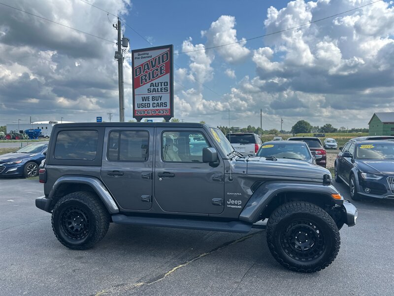 2021 Jeep Wrangler Unlimited Sahara - Photo 1 - Schoolcraft, MI 49087