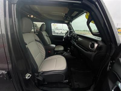 2021 Jeep Wrangler Unlimited Sahara   - Photo 11 - Schoolcraft, MI 49087