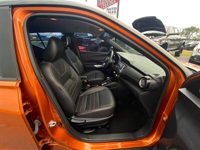 2020 Nissan Kicks SR   - Photo 13 - Schoolcraft, MI 49087