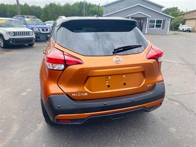 2020 Nissan Kicks SR   - Photo 8 - Schoolcraft, MI 49087