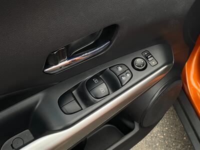 2020 Nissan Kicks SR   - Photo 30 - Schoolcraft, MI 49087