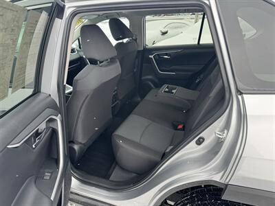 2024 Toyota RAV4 XLE   - Photo 19 - Schoolcraft, MI 49087