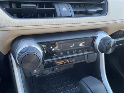 2022 Toyota RAV4 LE   - Photo 14 - Schoolcraft, MI 49087