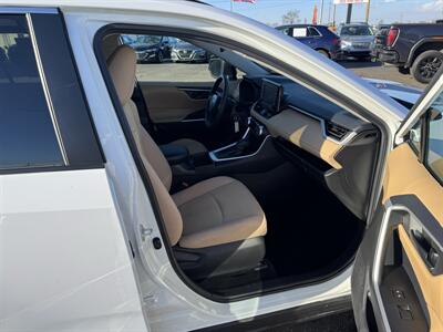 2022 Toyota RAV4 LE   - Photo 25 - Schoolcraft, MI 49087