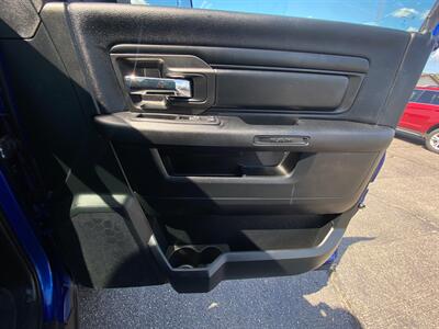 2017 RAM 1500 Big Horn   - Photo 11 - Schoolcraft, MI 49087