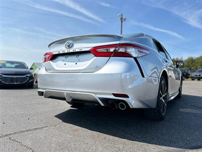 2018 Toyota Camry SE   - Photo 8 - Schoolcraft, MI 49087