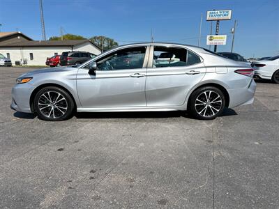 2018 Toyota Camry SE   - Photo 4 - Schoolcraft, MI 49087