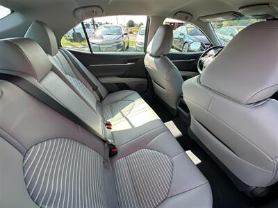 2018 Toyota Camry SE   - Photo 16 - Schoolcraft, MI 49087