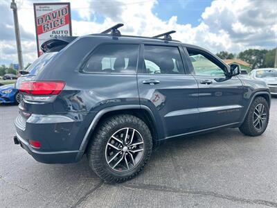2018 Jeep Grand Cherokee Trailhawk   - Photo 9 - Schoolcraft, MI 49087