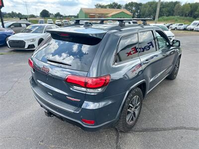 2018 Jeep Grand Cherokee Trailhawk   - Photo 8 - Schoolcraft, MI 49087
