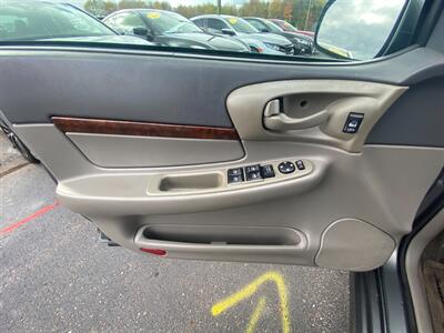 2005 Chevrolet Impala LS   - Photo 21 - Schoolcraft, MI 49087