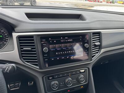 2021 Volkswagen Atlas Cross Sport V6 SE R-Line   - Photo 13 - Schoolcraft, MI 49087