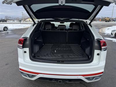 2021 Volkswagen Atlas Cross Sport V6 SE R-Line   - Photo 21 - Schoolcraft, MI 49087