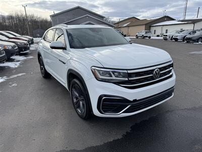 2021 Volkswagen Atlas Cross Sport V6 SE R-Line   - Photo 4 - Schoolcraft, MI 49087