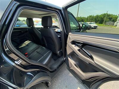2020 Land Rover Range Rover Evoque S   - Photo 15 - Schoolcraft, MI 49087