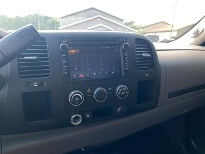 2010 GMC Sierra 1500 SL   - Photo 36 - Schoolcraft, MI 49087