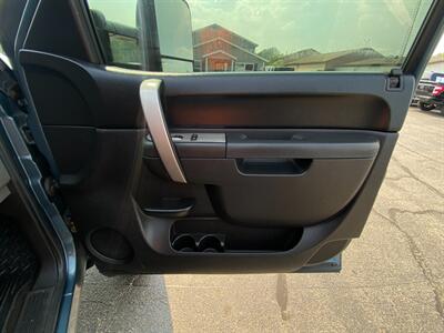 2010 GMC Sierra 1500 SL   - Photo 12 - Schoolcraft, MI 49087