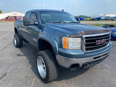 2010 GMC Sierra 1500 SL   - Photo 2 - Schoolcraft, MI 49087