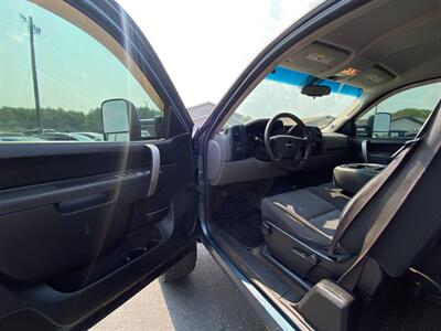2010 GMC Sierra 1500 SL   - Photo 26 - Schoolcraft, MI 49087