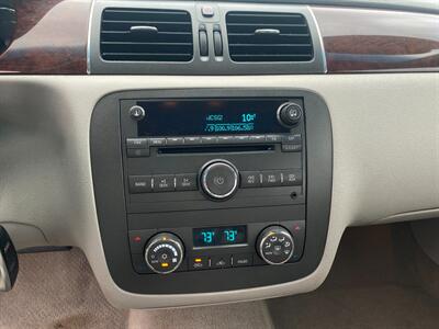 2008 Buick Lucerne CXL   - Photo 38 - Schoolcraft, MI 49087