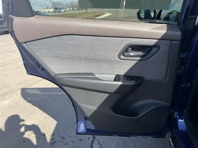 2023 Nissan Rogue S   - Photo 18 - Schoolcraft, MI 49087