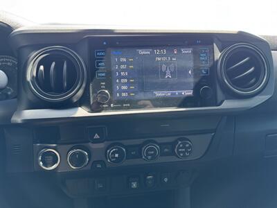 2019 Toyota Tacoma TRD Off-Road   - Photo 13 - Schoolcraft, MI 49087