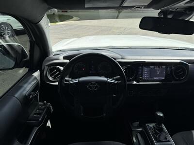 2019 Toyota Tacoma TRD Off-Road   - Photo 18 - Schoolcraft, MI 49087