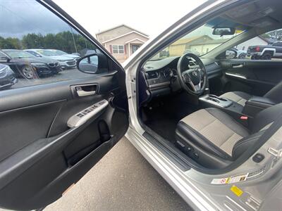 2013 Toyota Camry SE   - Photo 20 - Schoolcraft, MI 49087