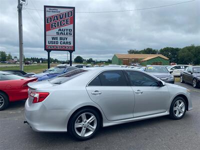 2013 Toyota Camry SE   - Photo 10 - Schoolcraft, MI 49087