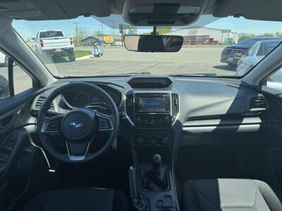 2018 Subaru Impreza 2.0i - Photo 16 - Schoolcraft, MI 49087