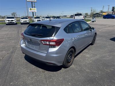 2018 Subaru Impreza 2.0i - Photo 3 - Schoolcraft, MI 49087