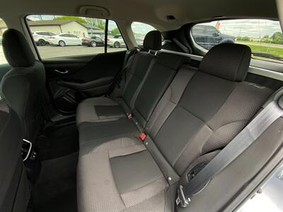 2022 Subaru Outback Premium   - Photo 26 - Schoolcraft, MI 49087