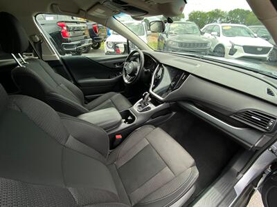 2022 Subaru Outback Premium   - Photo 14 - Schoolcraft, MI 49087