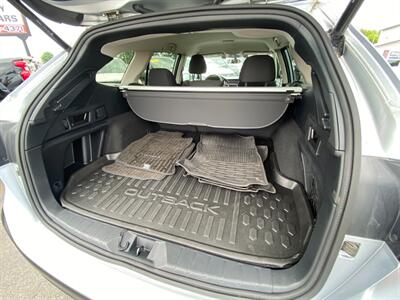 2022 Subaru Outback Premium   - Photo 20 - Schoolcraft, MI 49087