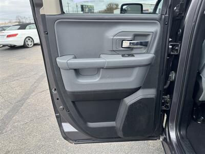 2017 RAM 1500 Big Horn   - Photo 21 - Schoolcraft, MI 49087