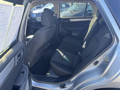 2019 Subaru Outback 2.5i Premium   - Photo 19 - Schoolcraft, MI 49087