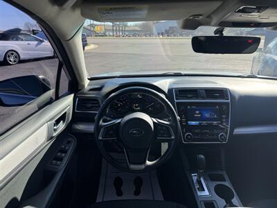 2019 Subaru Outback 2.5i Premium   - Photo 17 - Schoolcraft, MI 49087