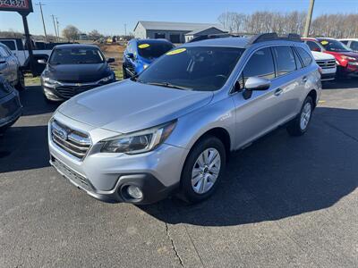 2019 Subaru Outback 2.5i Premium   - Photo 5 - Schoolcraft, MI 49087
