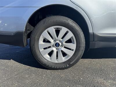 2019 Subaru Outback 2.5i Premium   - Photo 25 - Schoolcraft, MI 49087
