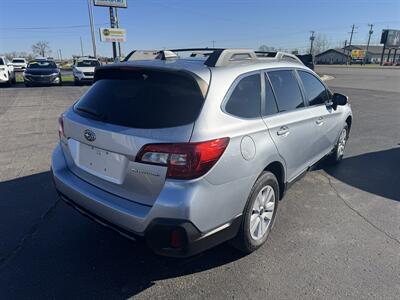 2019 Subaru Outback 2.5i Premium   - Photo 3 - Schoolcraft, MI 49087