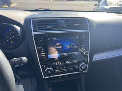2019 Subaru Outback 2.5i Premium   - Photo 13 - Schoolcraft, MI 49087