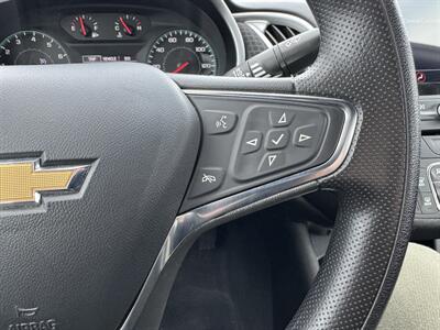 2023 Chevrolet Malibu LT   - Photo 10 - Schoolcraft, MI 49087