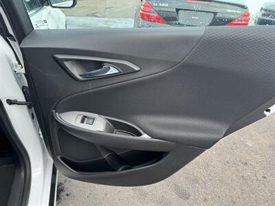 2023 Chevrolet Malibu LT   - Photo 22 - Schoolcraft, MI 49087